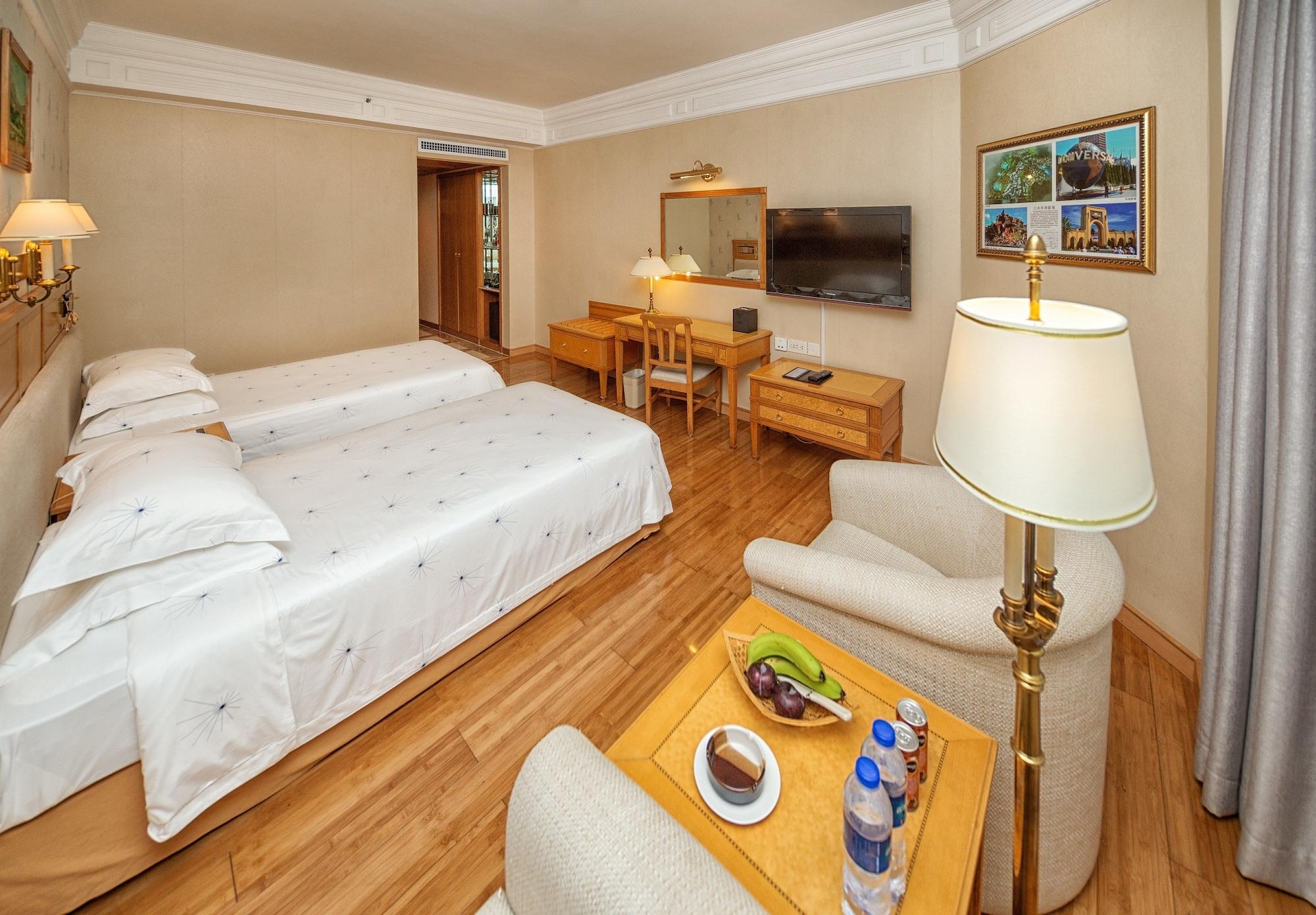 Hotel Silverland Dongguan  Exteriör bild