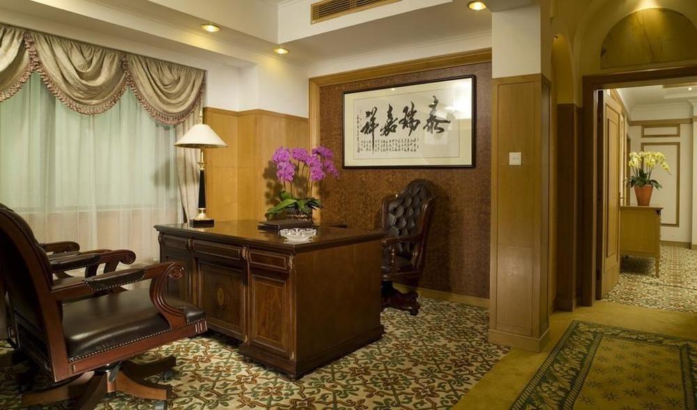 Hotel Silverland Dongguan  Exteriör bild