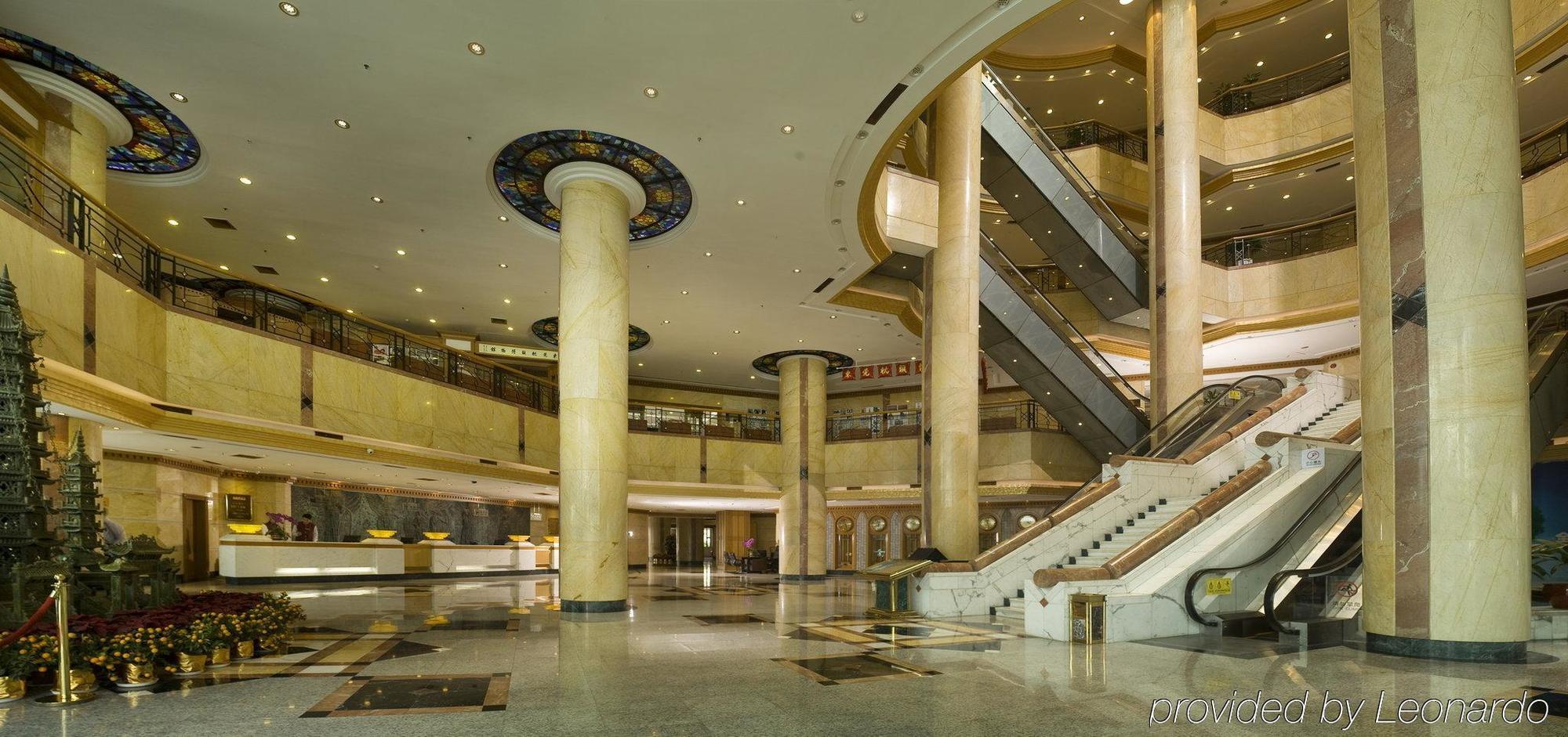 Hotel Silverland Dongguan  Exteriör bild